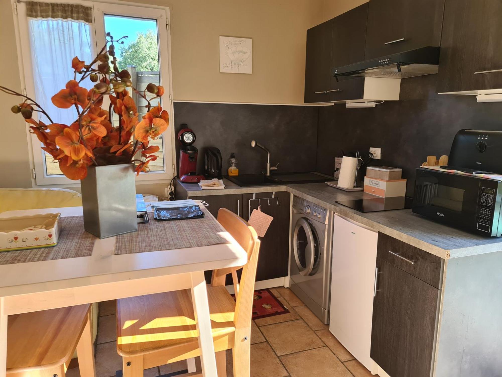 Appartements Dans Villa Privee Avec Piscine, Jardin, Parking Clos, Wifi, Climatisation 梅瑞尔 外观 照片