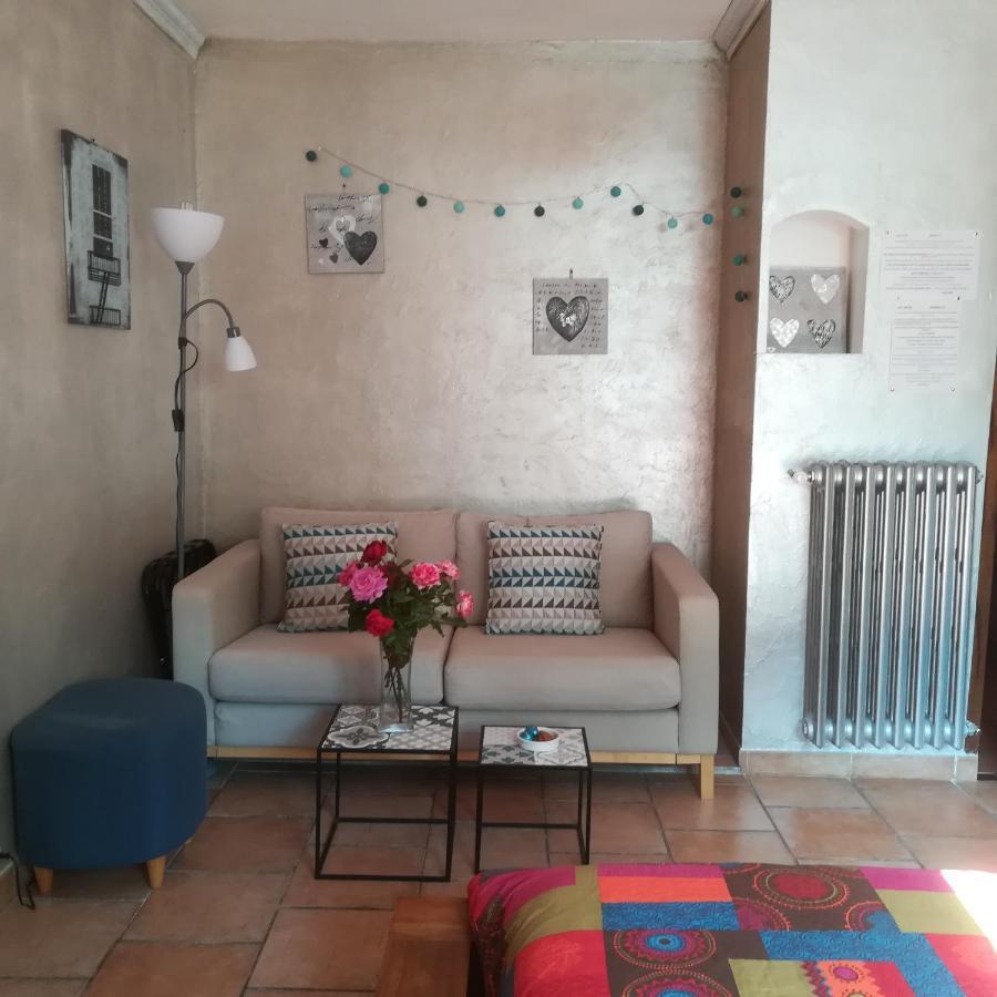 Appartements Dans Villa Privee Avec Piscine, Jardin, Parking Clos, Wifi, Climatisation 梅瑞尔 外观 照片