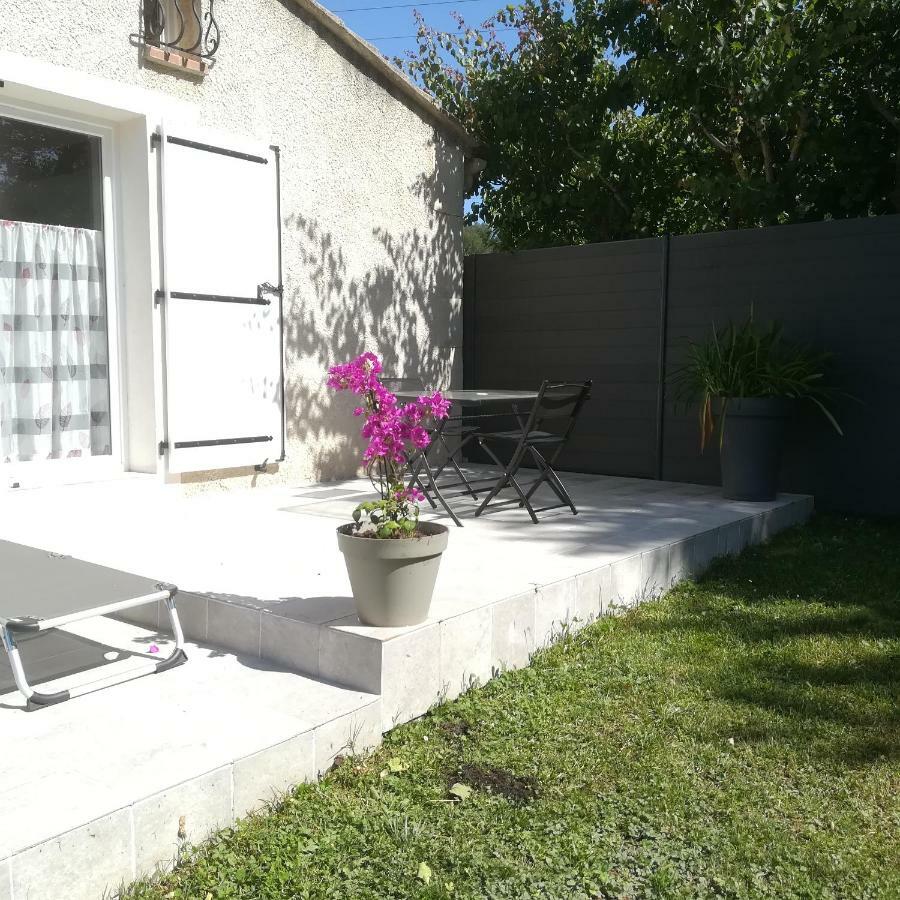 Appartements Dans Villa Privee Avec Piscine, Jardin, Parking Clos, Wifi, Climatisation 梅瑞尔 外观 照片