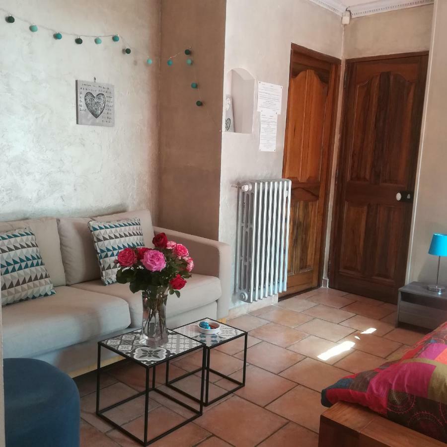 Appartements Dans Villa Privee Avec Piscine, Jardin, Parking Clos, Wifi, Climatisation 梅瑞尔 外观 照片